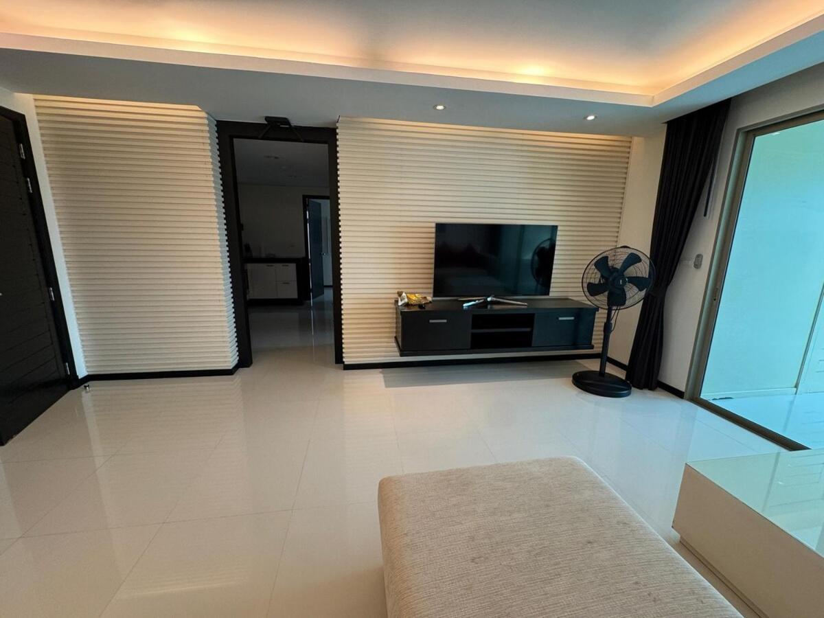 Modern 2-Bedroom Condo In Kamala Near The Beach Eksteriør billede